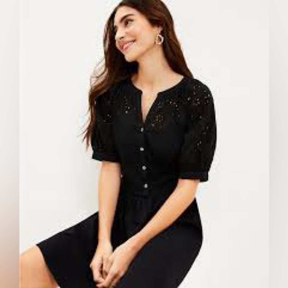 Women’s Black Short Sleeve Dress, Eyelet Detail on top,Swing Skirt Bottom, SizeM
